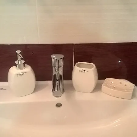 El Sabi Konukevi *